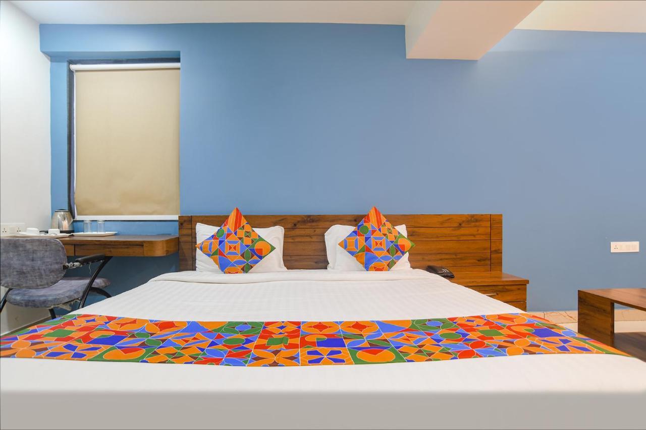 Fabhotel Blue Marine Индор Екстериор снимка