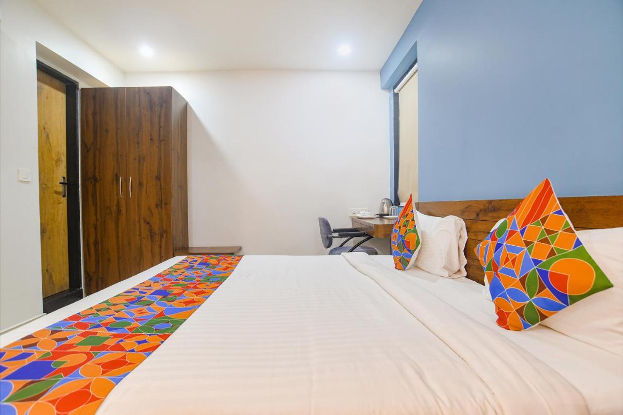 Fabhotel Blue Marine Индор Екстериор снимка